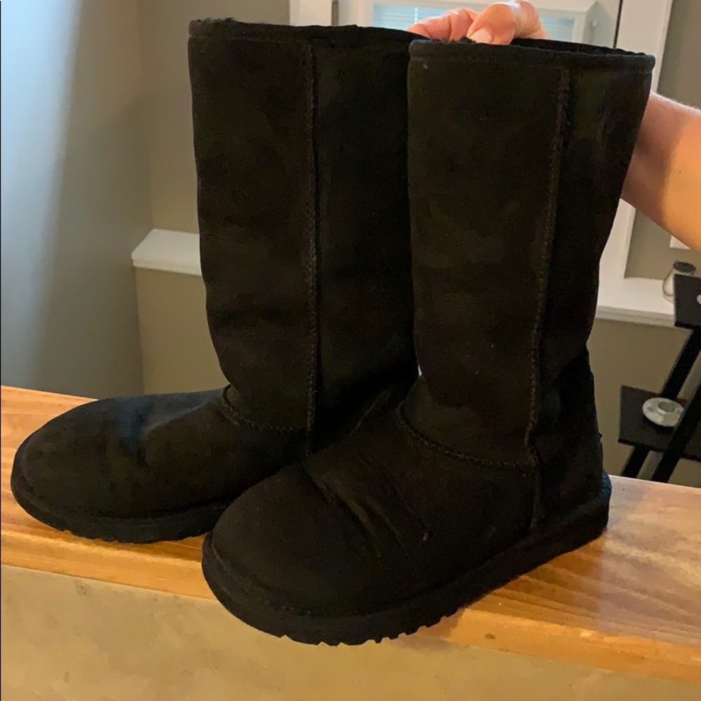 Women’s UGG tall boots